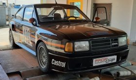 Měření na válcové zkušebně po úpravě výkonu závodního speciálu Škoda Rapid 130 z roku 1988.