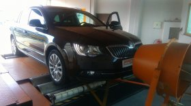 Chiptuning včetně měření na válcové zkušebně vozu Škoda Superb II 2.0 TDI